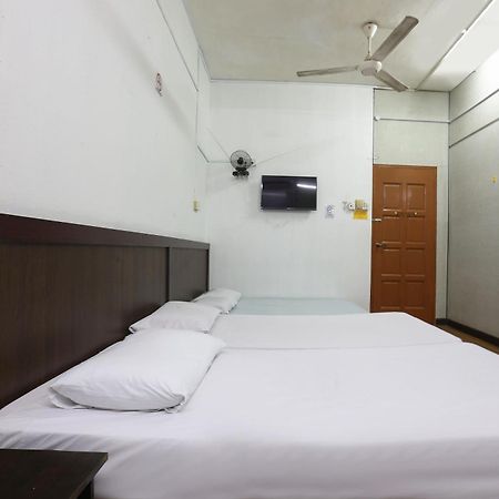 קוטה בארו Oyo 89755 D&D Budget Inn מראה חיצוני תמונה