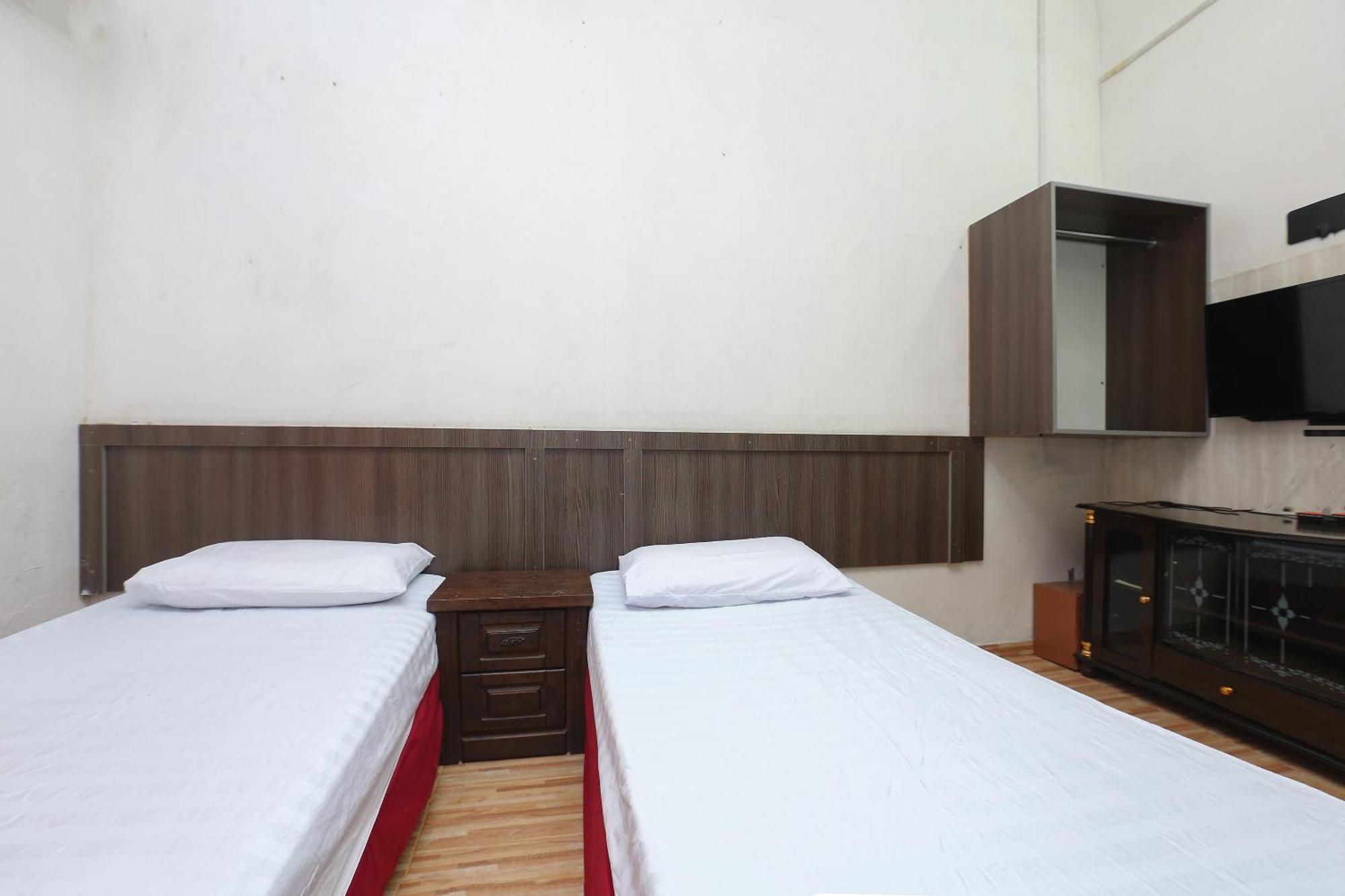 קוטה בארו Oyo 89755 D&D Budget Inn מראה חיצוני תמונה