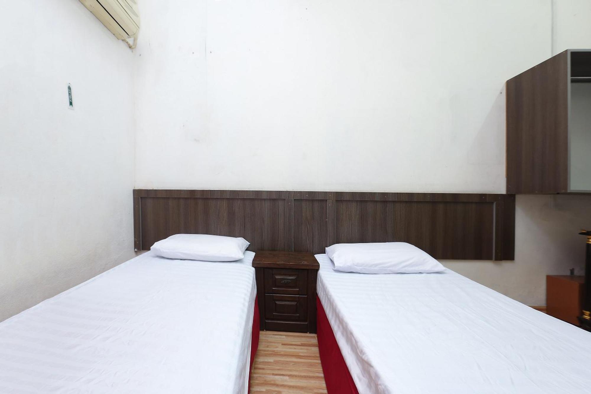 קוטה בארו Oyo 89755 D&D Budget Inn מראה חיצוני תמונה