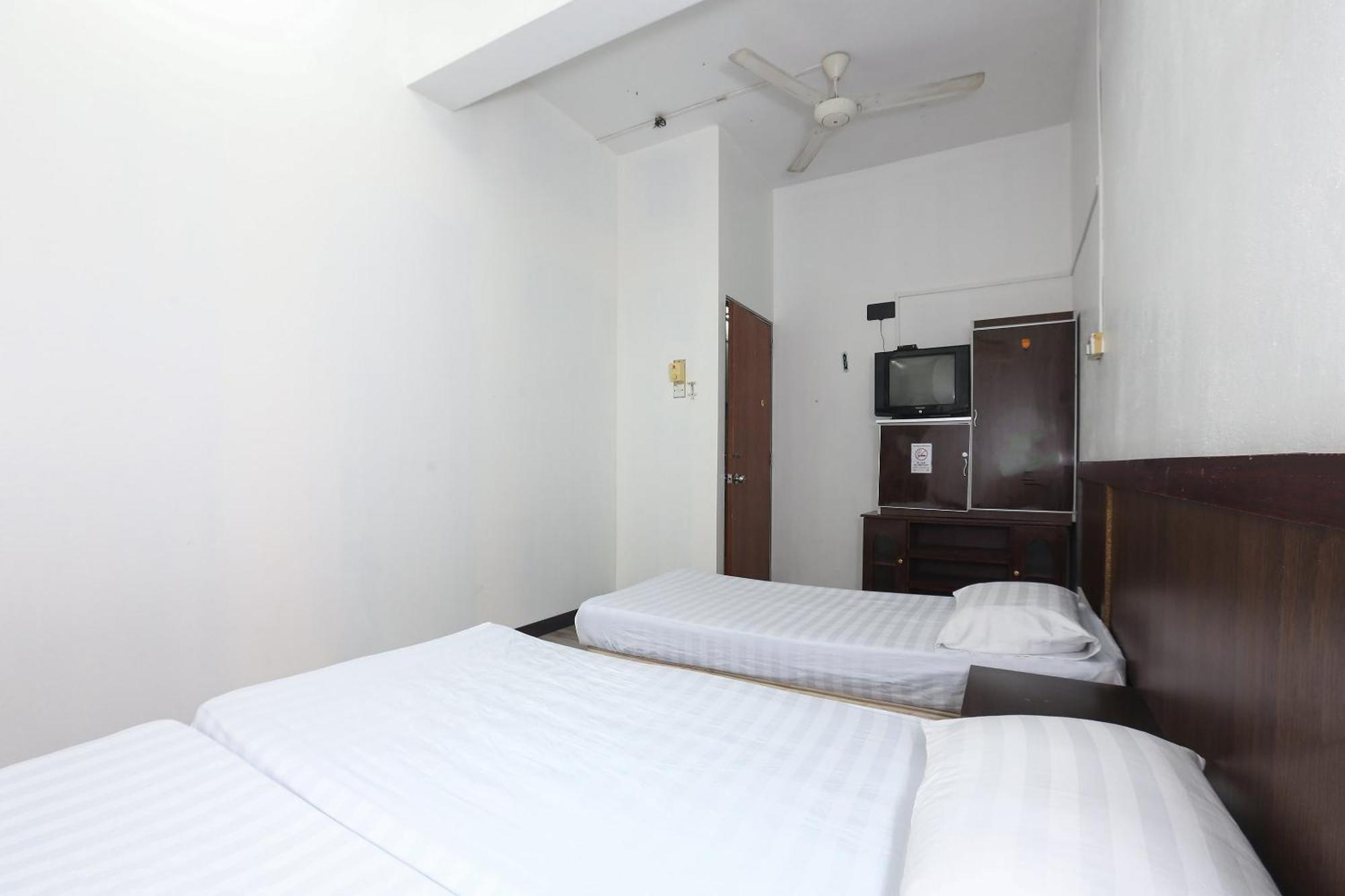 קוטה בארו Oyo 89755 D&D Budget Inn מראה חיצוני תמונה
